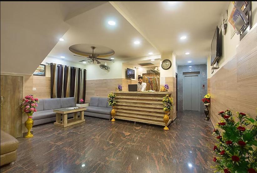 Trimrooms Trinity Katra Exterior foto